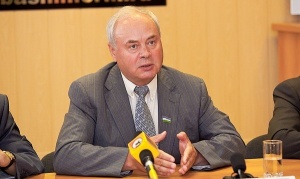 Спикер Госсобрания Башкирии признался, что в Казани его оштрафовали на 6 тыс.рублей за нарушения ПДД