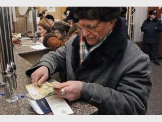 Прожиточный минимум для пенсионеров установлен в размере 5690 рублей