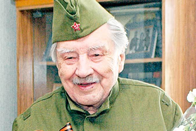 В Уфе на 88-м году жизни скончался отец Юрия Шевчука