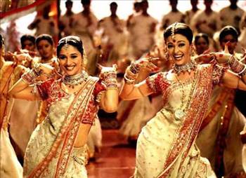 В Башкирской филармонии пройдет индийское шоу «Билет в Болливуд»