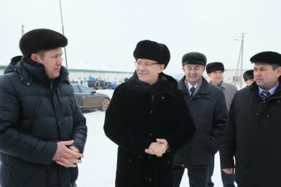 Президент Башкирии Рустэм Хамитов проинспектировал строительство спортивного комплекса «Олимп» в селе Бакалы