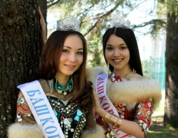 Уфимские красавицы получили гран-при на «Хрустальной короне России-2013»