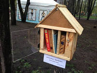 В одном из парков Уфы открылась бесплатная уличная библиотека