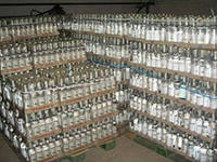 Жители Сибая хранили 525 литров нелегального алкоголя