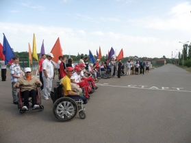 В Уфе люди с ограниченными возможностями устроили заезд на колясках