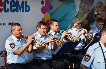Уфимцы побывали на концерте оркестра МВД республики под открытым небом
