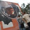 В Сипайлово на фасаде дома появился портрет Юрия Гагарина