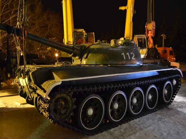В уфимском Парке Победы установили танк Т-55