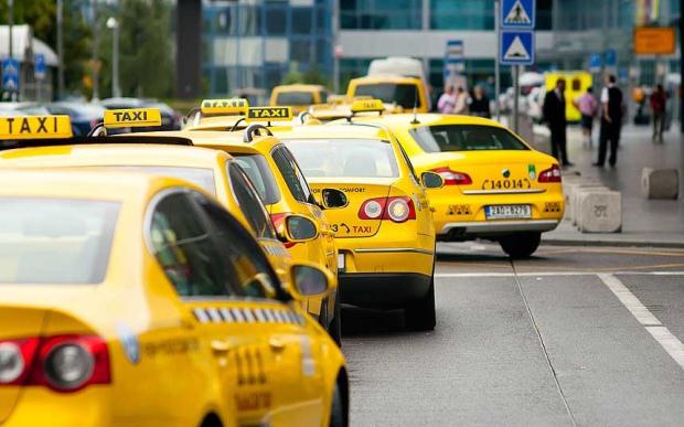 В Башкирии легковые такси вкрасят в один цвет