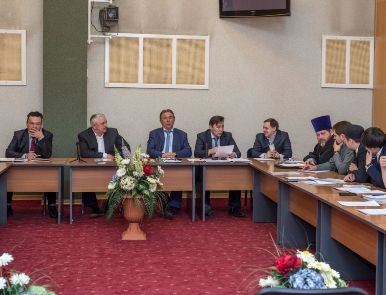 В Уфе состоялось заседание оргкомитета молодежного слета «Диалог религий — основа национального единства»