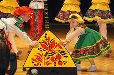 В Уфе студия при Ансамбле танца имени Гаскарова объявляет набор детей