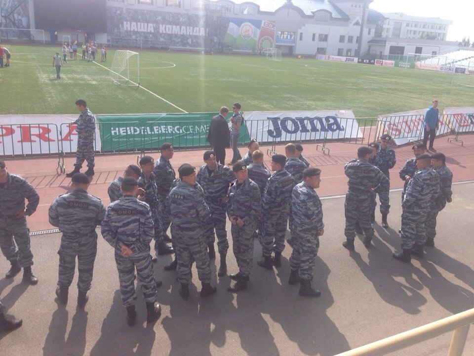 В Уфе на стадионе «Динамо» проходят учения полиции