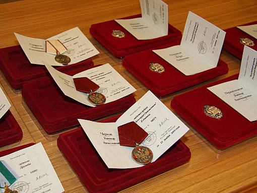 Государственные награды были вручены в Доме республики