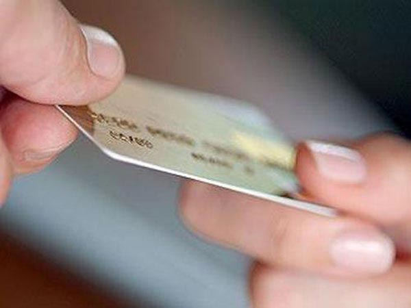 Жительница Ишимбая потратила 29 тысяч рублей с чужой кредитной карты
