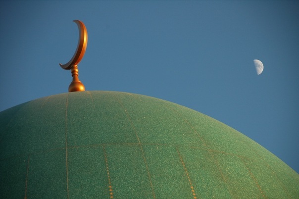 Вандалы изрисовали фасад одной из мечетей Башкирии