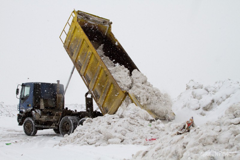 Свалки снега в Уфе загрязняют почву