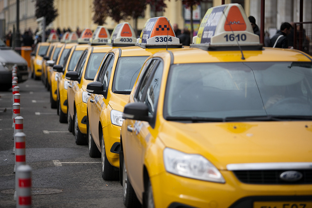 Депутаты Башкирии снимут ограничения по цвету такси