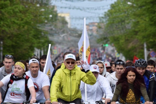 Рустэм Хамитов принял участие в спортивной акции «День 1000 велосипедистов»