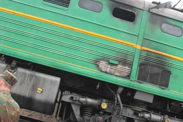 В Башкирии на ходу загорелся грузовой поезд