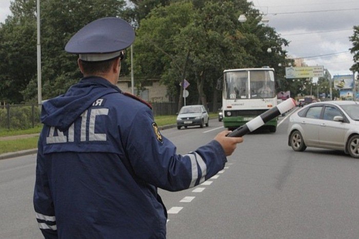 За попытку подкупа инспектора ДПС водитель из Башкирии оштрафован