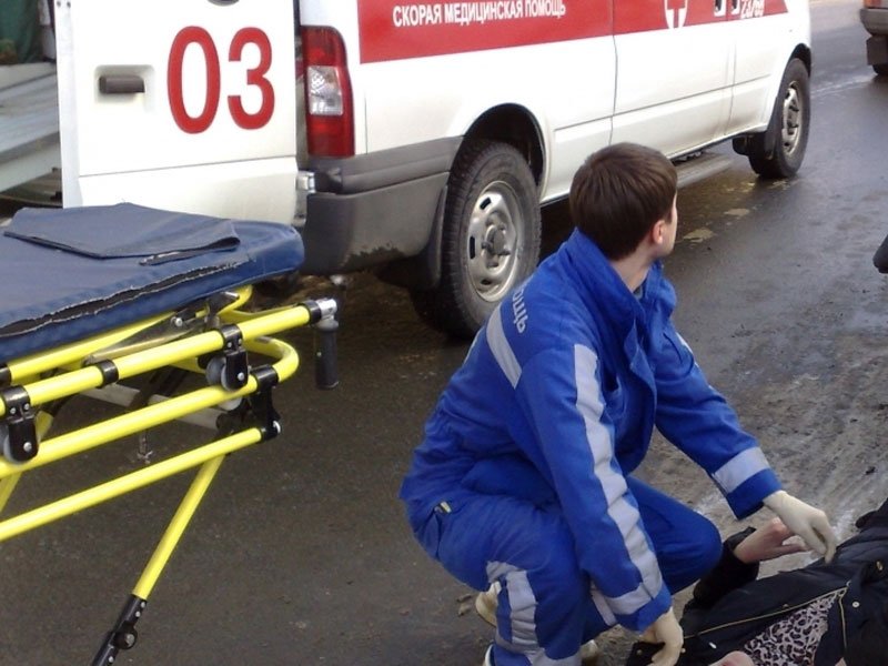 В Уфе мотоциклист врезался в припаркованную «Газель», есть пострадавшие