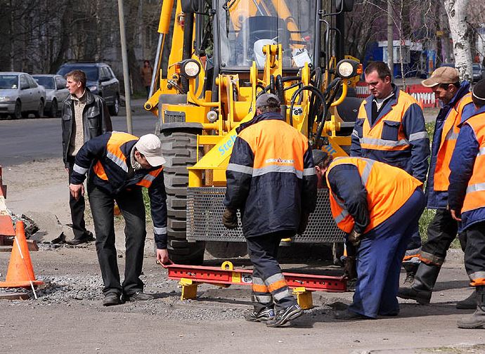 В Уфе на улицах Пушкина и 50 лет Октября начались ремонтные работы дорог
