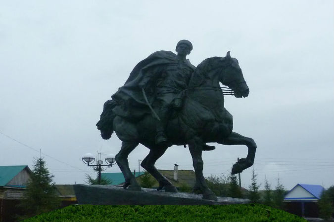 В Башкирии установили памятник генералу Минигали Шаймуратову