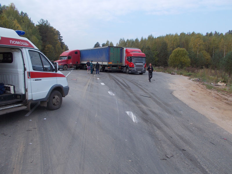 В  Башкирии водитель фуры жестоко избил автоледи
