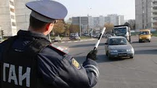 В Башкирии полицейский отпустил пьяного водителя за взятку