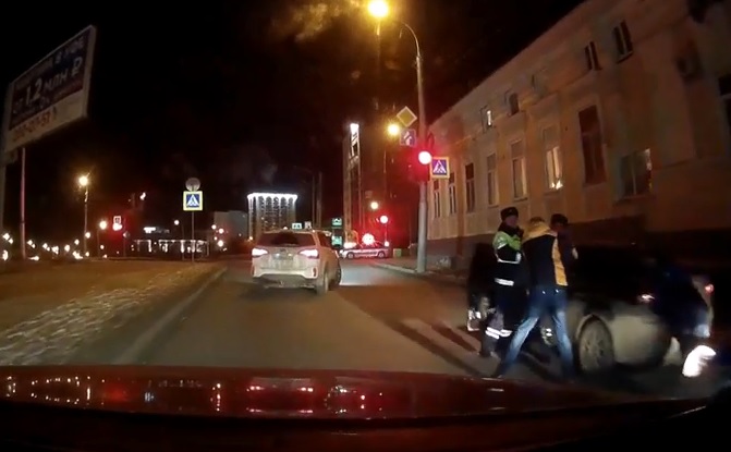 Полицейскими Уфы был задержан автогонщик