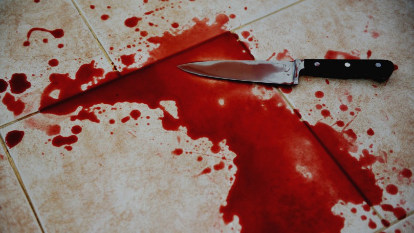 Жительница Уфы напала с ножом на приятельницу