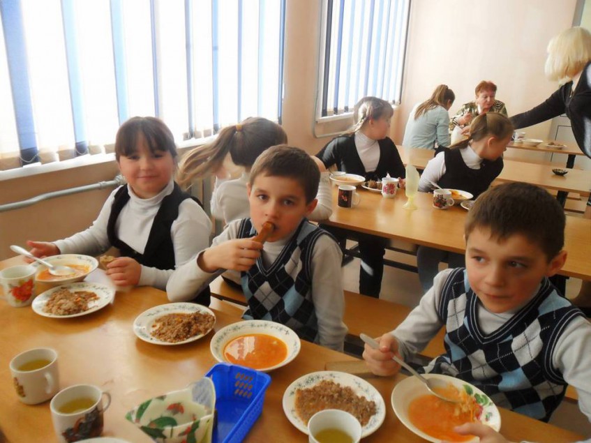 В столице Башкирии модернизируют школьные столовые