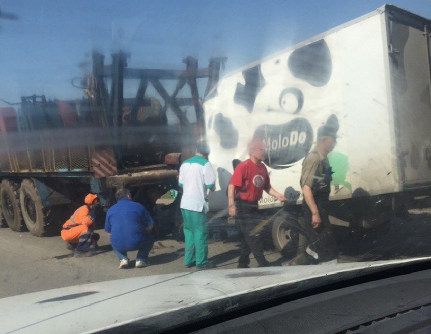 ДТП в Башкирии: «Газель» врезалась в прицеп грузовика