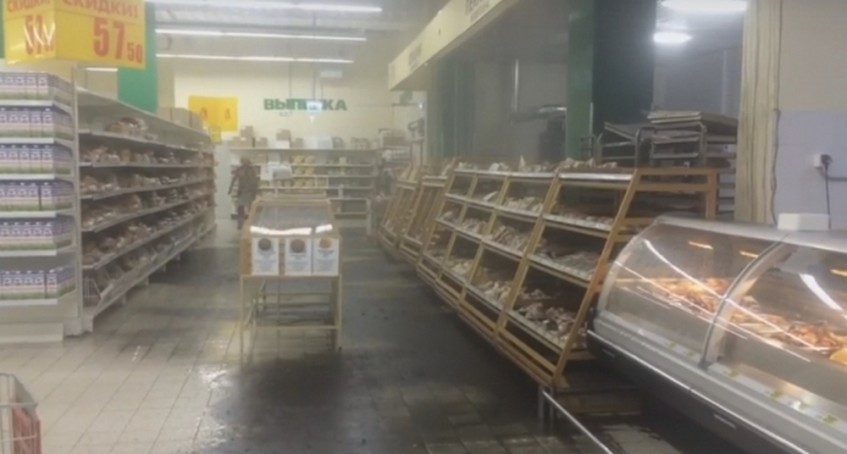 В Уфе пожарная система затопила гипермаркет