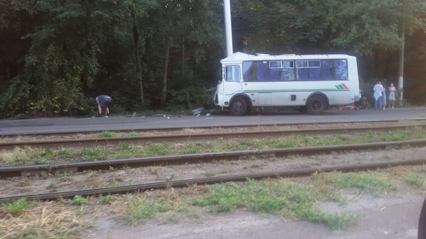 ДТП в Уфе: пострадали 9 человек маршрутного автобуса