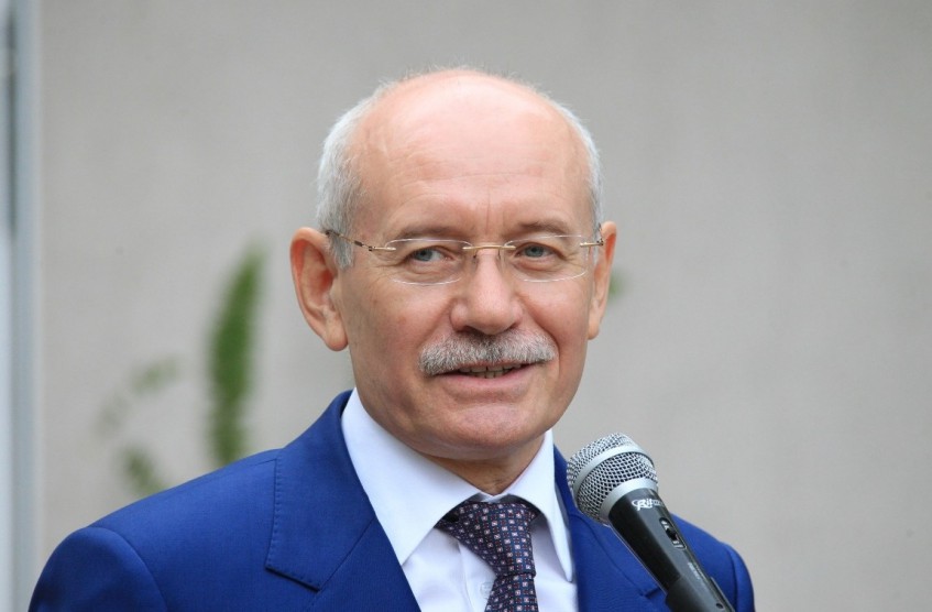 Глава Башкирии выступит с Посланием депутатам
