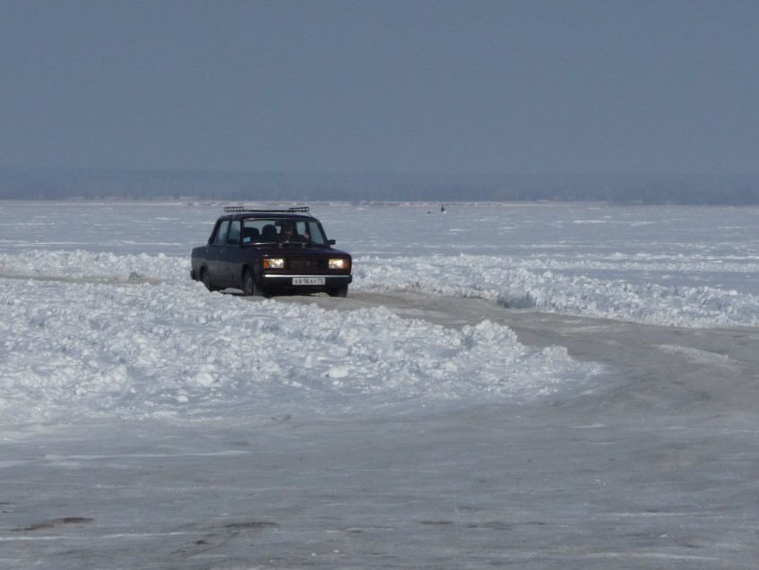 В Башкирии открыли ледовую переправу через реку Уфу