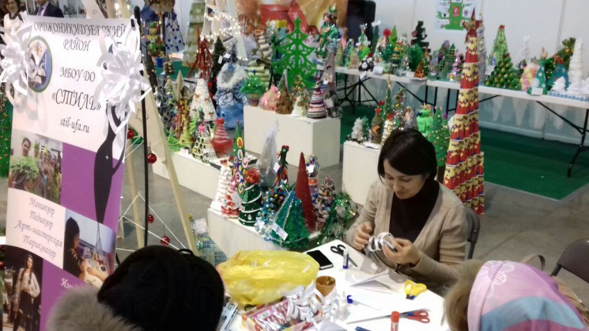 В Уфе прошла выставка-ярмарка «Индустрия праздника — Новый год»