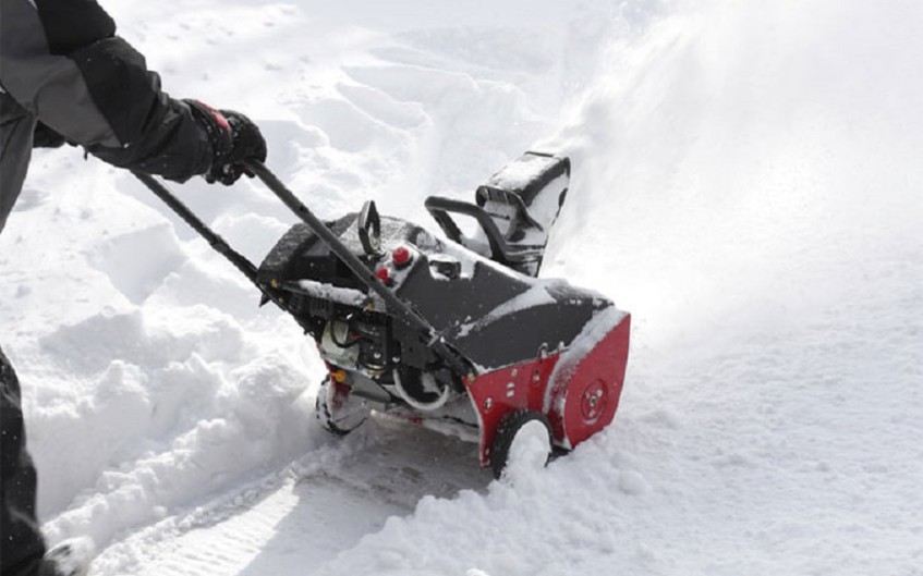 Мэрия Уфы приобретет компактную снегоуборочную технику для очистки дворов