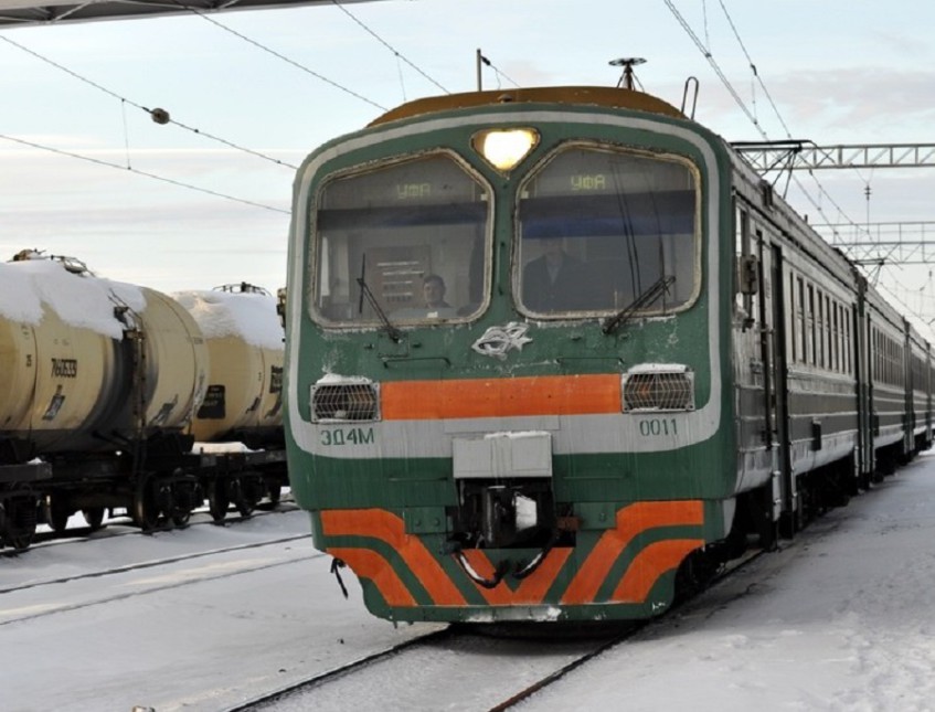 В Башкирии для студентов и школьников действует льготный проезд на пригородных поездах