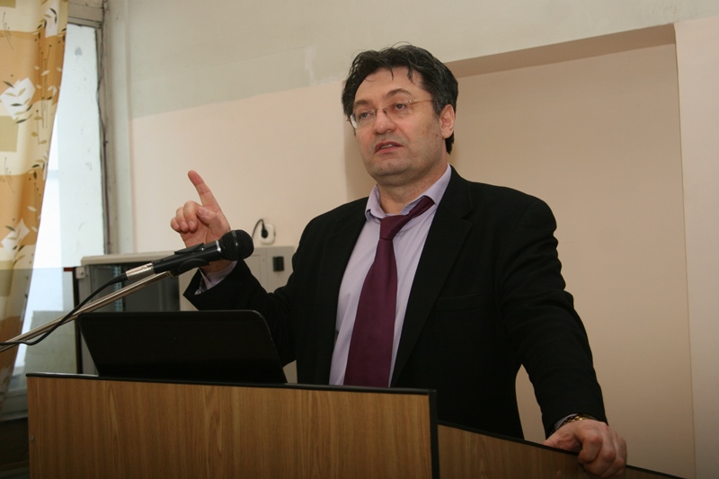 Российский исламовед Аликбер Аликберов провел лекцию для теологов БашГУ