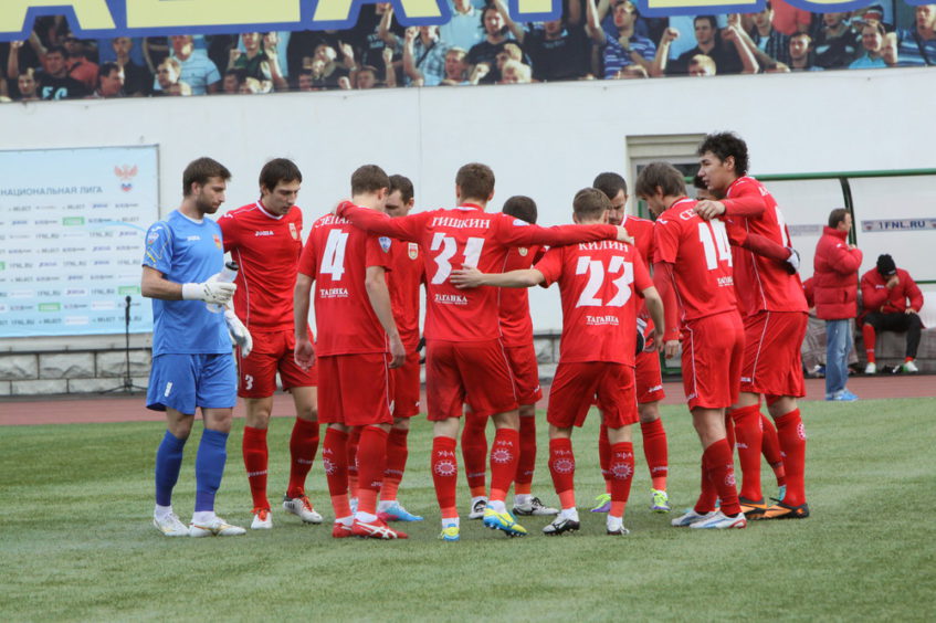 Рустэм Хамитов поздравил футбольный клуб «Уфа» с завершением сезона