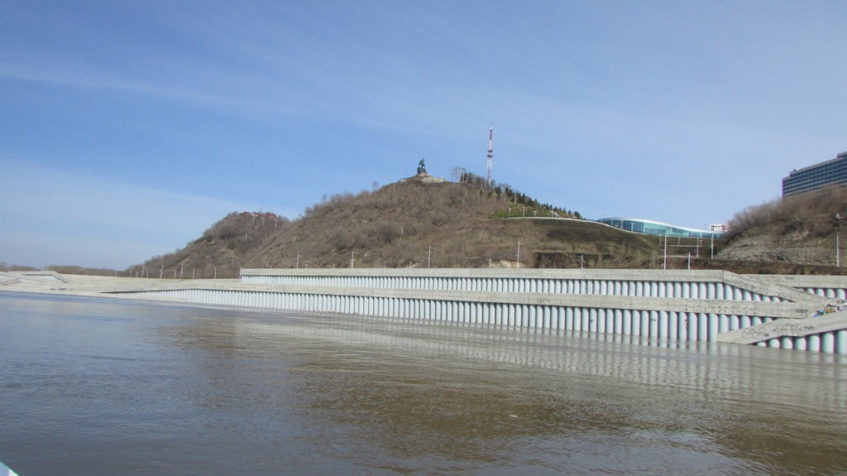 В Уфе продолжается реконструкция набережной реки Белой
